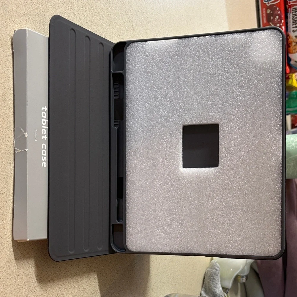 Heyday Gray and Black Tablet Case for iPad Pro 11 inch